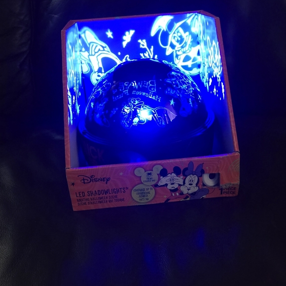 Rotating Halloween Scene - Picture 4 of 7